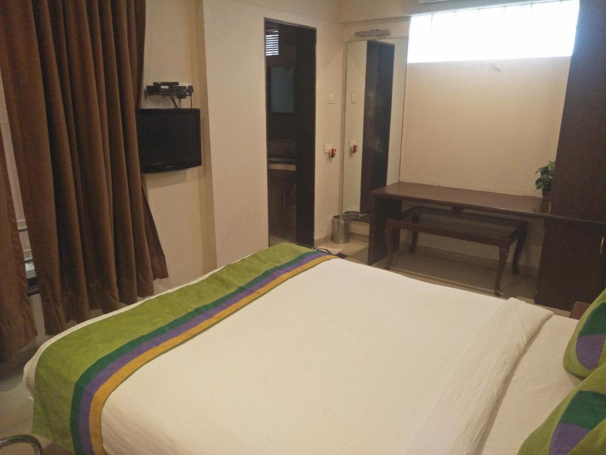 Treebo Trend Hotel Basera Pune Ngoại thất bức ảnh