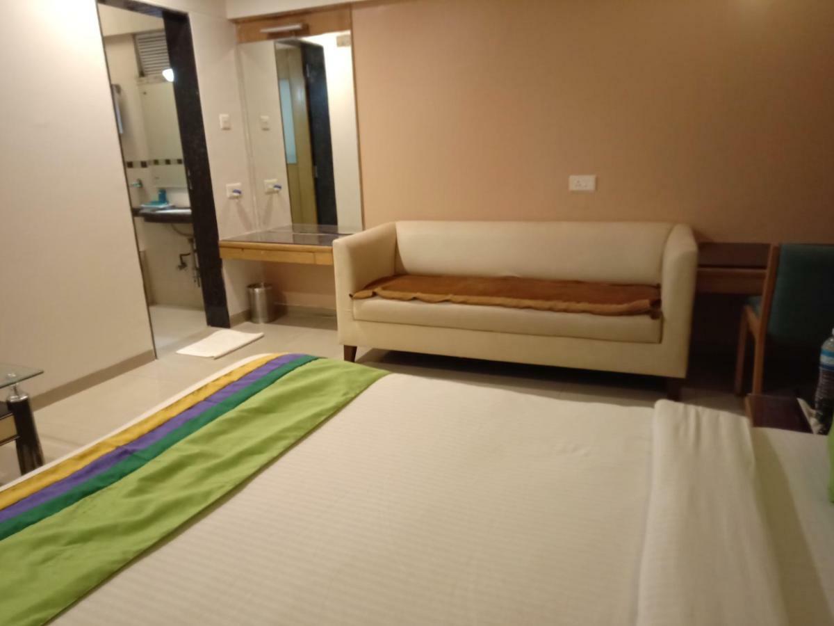 Treebo Trend Hotel Basera Pune Ngoại thất bức ảnh